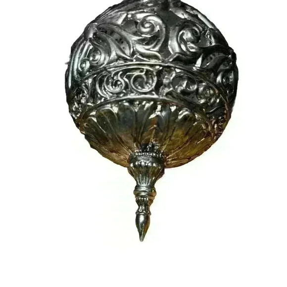 Vickerman Christmas Tree Ornament 10" Antique Silver Shatterproof Resin - Picture 4 of 4